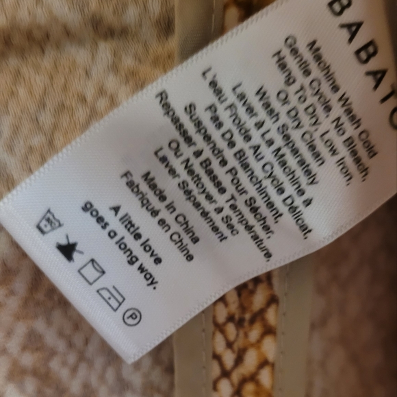 Aritzia Macauley (power) snakeskin Blazer PRICE DROP - Picture 11 of 11